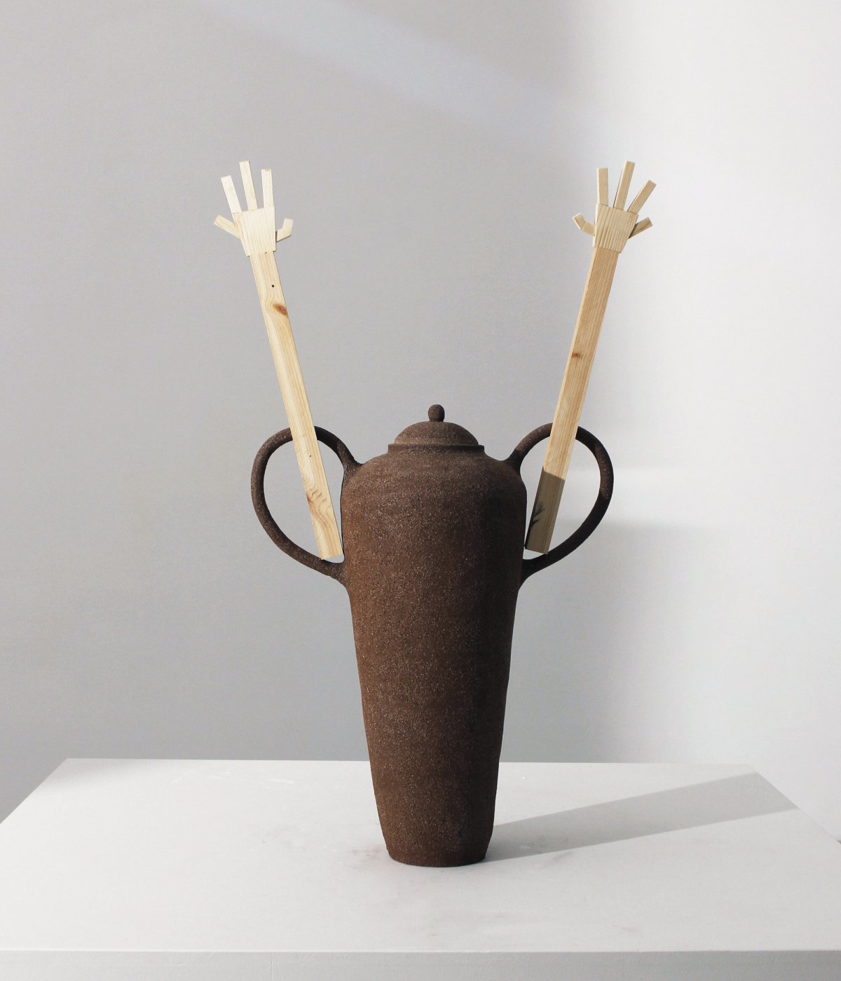 YinjiSpace Australian Ceramist X Lincoln Mayne yinjispace-australian-ceramist-x-lincoln-mayne